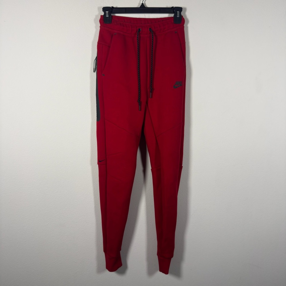 Nike Tech Fleece Joggers Mens XS Red Tapered Sweatpants CU4495-657